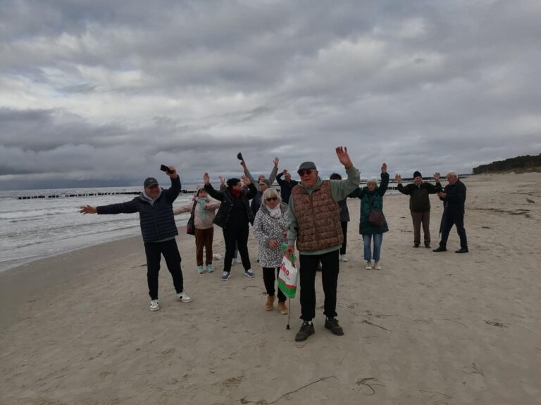 Wycieczka seniorów do Dźwirzyna